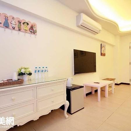 來嘉小棧 Bed & Breakfast Чиай Сити Екстериор снимка